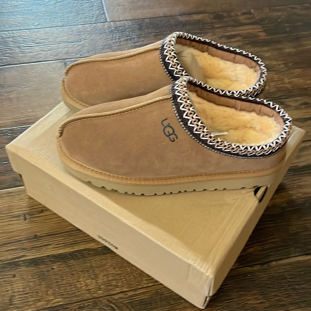 UGG Tazman size 8